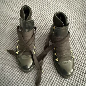 Office of Angela Scott Mr. Lucas Boos